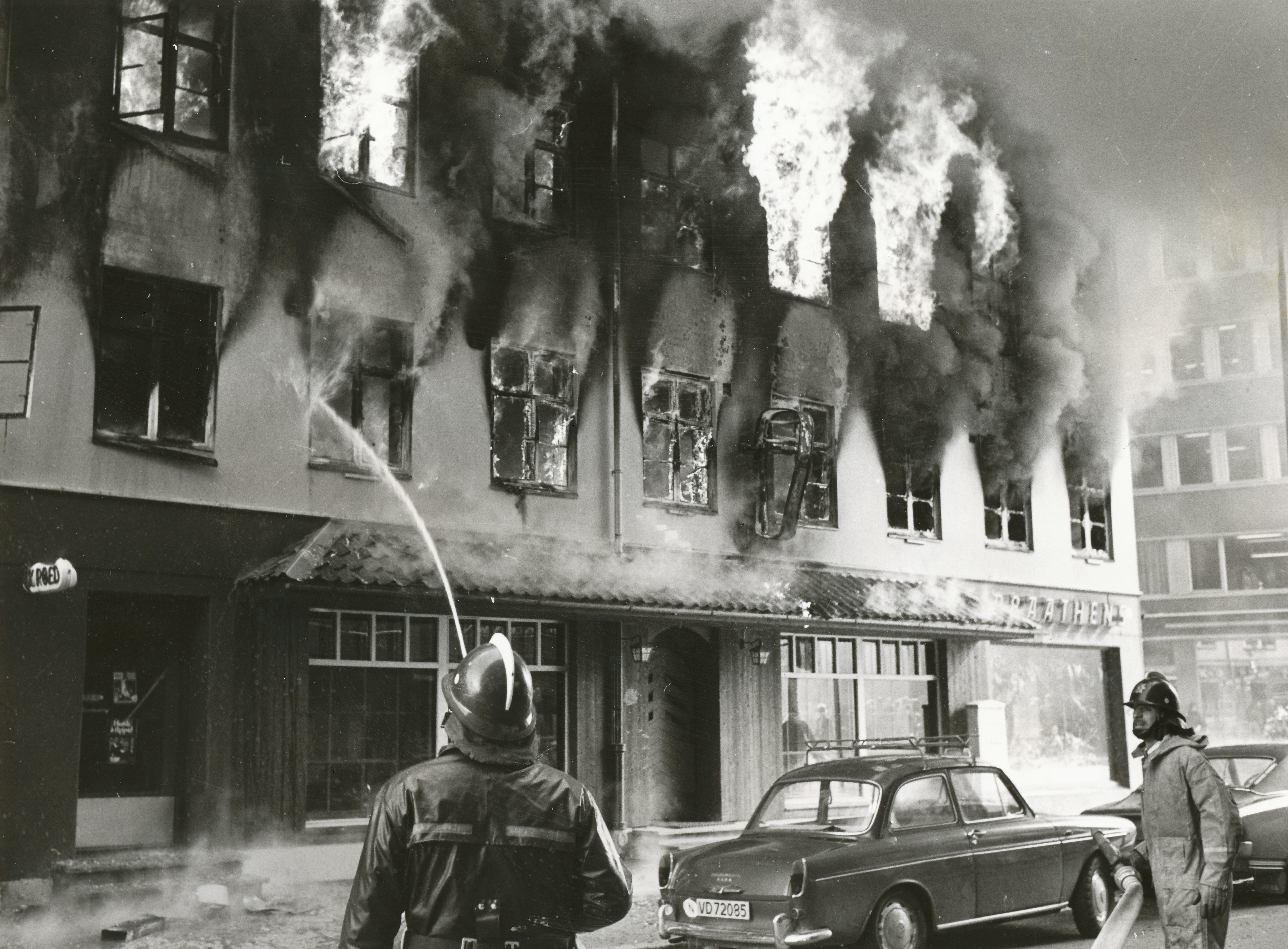 Hotell Bristol brenner (1976)