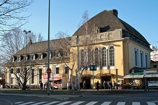 Bahnhof Frankfurt-Hoechst