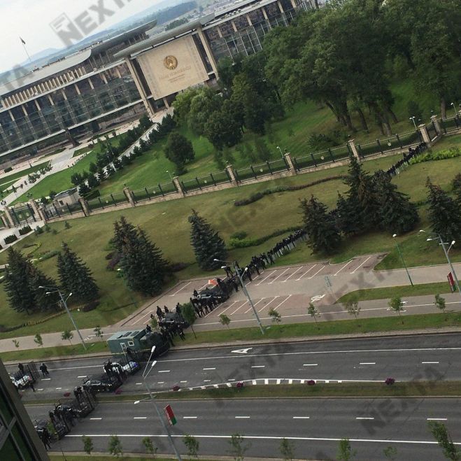 The end comes closer- people of Belarus are marching in thousands against Lukashenko